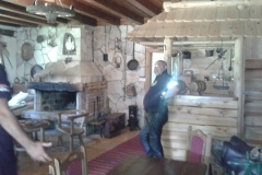 image-fc2c5f6caae77e6833af2e1ff1355cdcfd80fff5a9987b3dea26e614aca7a8e8-V